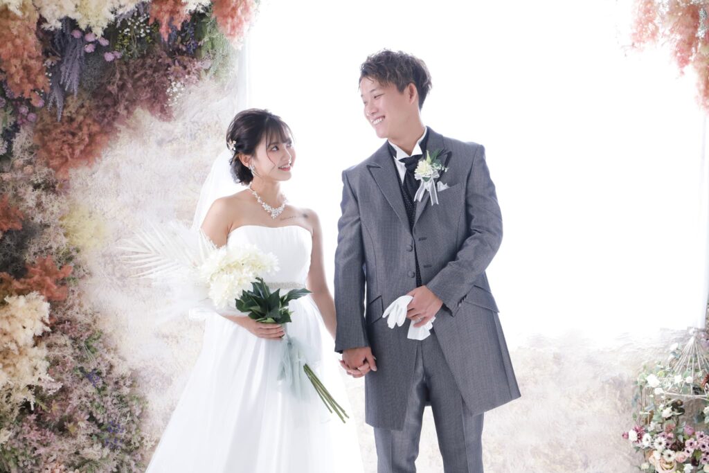 洋装フォトウェディング・結婚式前撮り_フォトスタジオワタナベ(渡辺写真館)奈良柏木店_奈良市・大和郡山市・平群町_サービス紹介